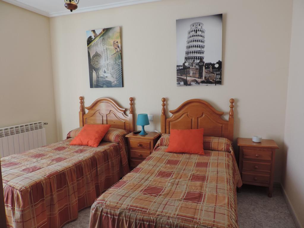 Hostal Sali Pelabravo Pokoj fotografie