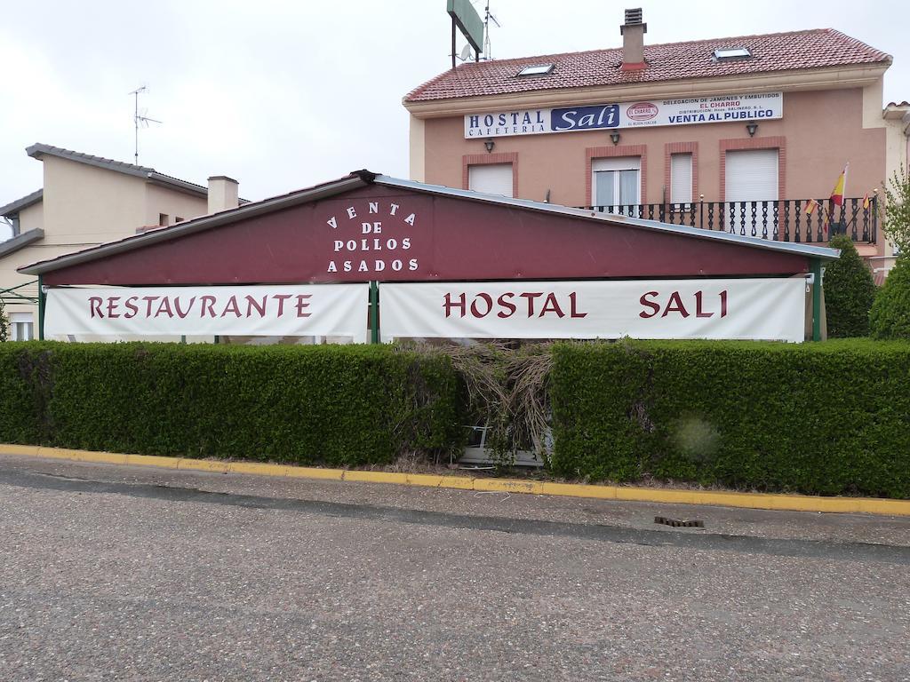 Hostal Sali Pelabravo Exteriér fotografie