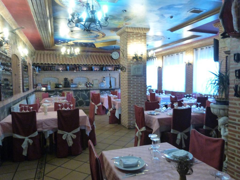 Hostal Sali Pelabravo Exteriér fotografie